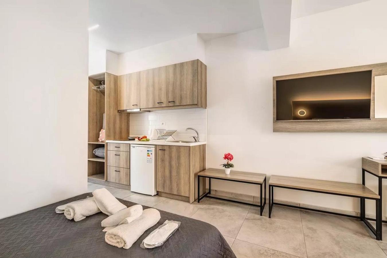 Blue Star Aparthotel Нідрі Екстер'єр фото