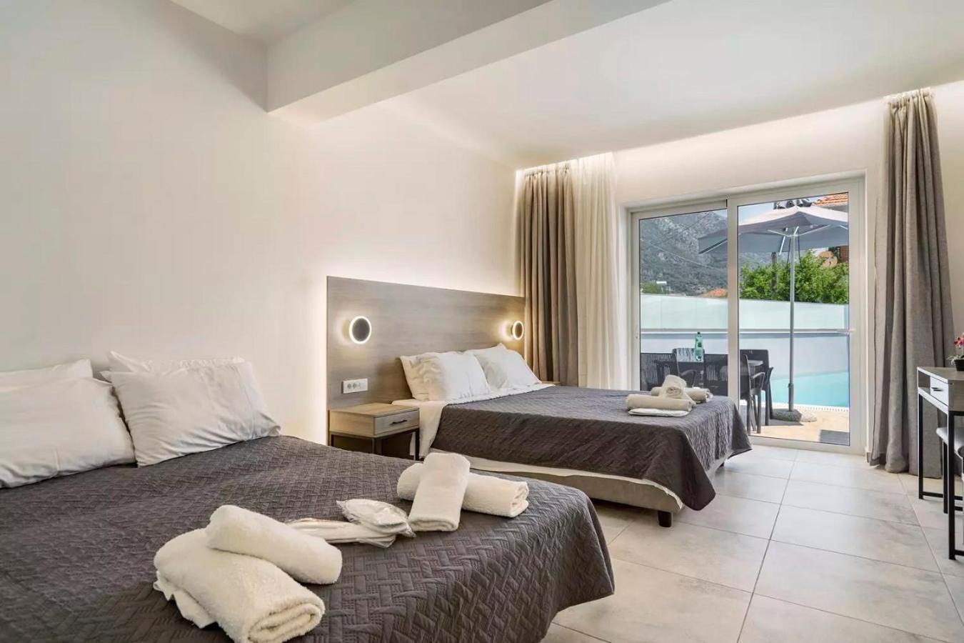 Blue Star Aparthotel Нідрі Екстер'єр фото