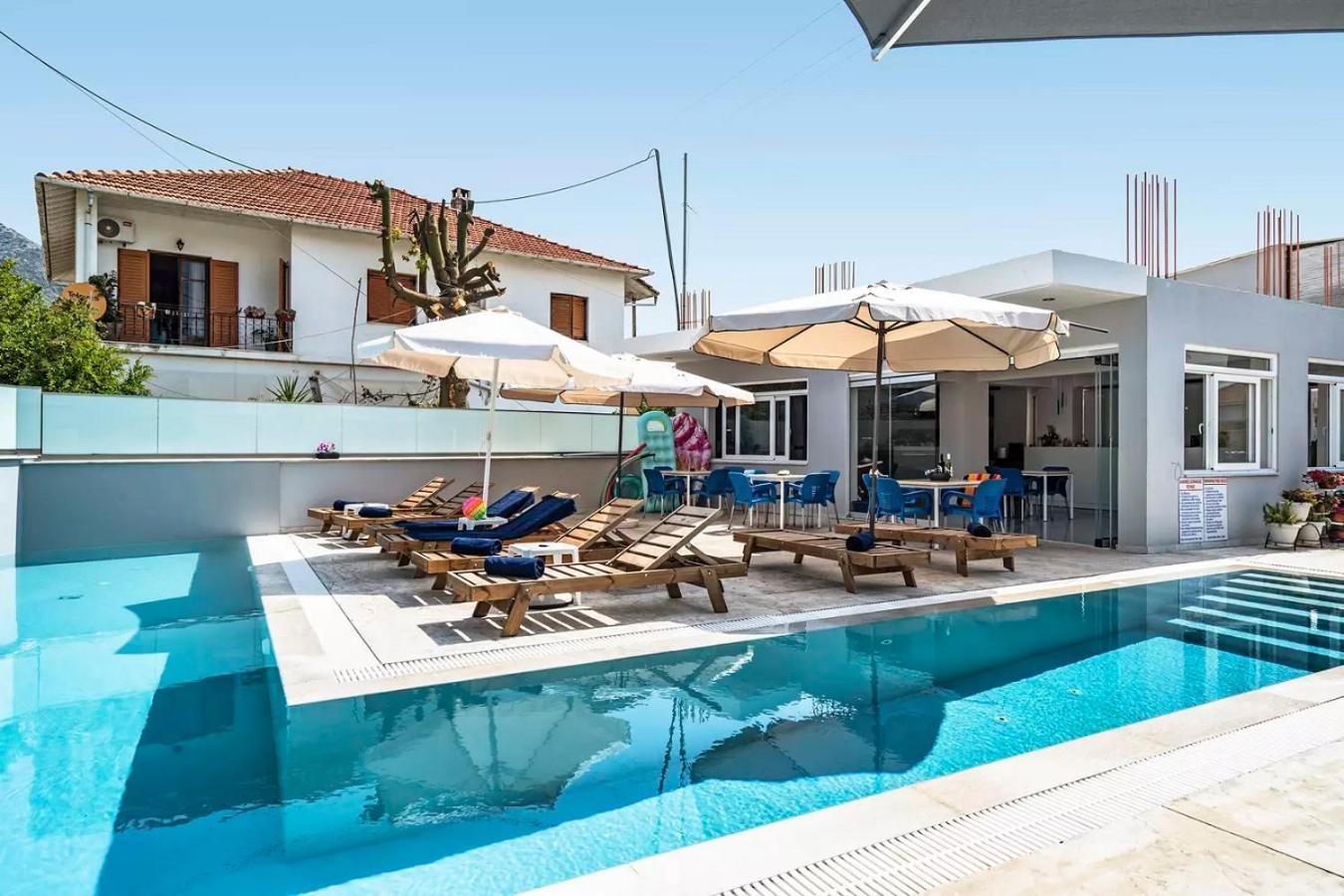 Blue Star Aparthotel Нідрі Екстер'єр фото