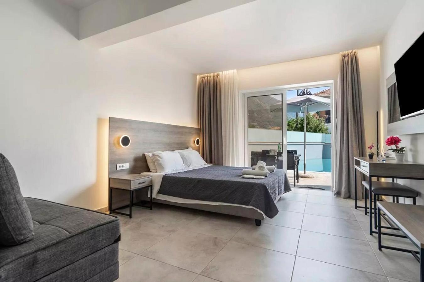Blue Star Aparthotel Нідрі Екстер'єр фото
